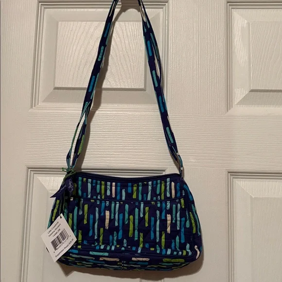 NWT Vera Bradley crossbody Katalina Showers, adjustable crossbody strap. - Picture 5 of 12